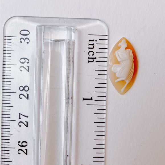 VTG Mid Century Shell Cameo Cabochon Hand Carved Woman Jewelry Making Component - Picture 9 of 10